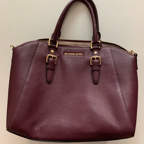 Michael Kors Handbags - Michael Kors Burgundy Leather Bag